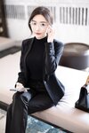 Hot 王馨瑶 黑色西装加西裤高启兰