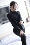 Hot 王馨瑶 黑色西装加西裤高启兰