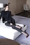 Hot 王馨瑶 黑色西装加西裤高启兰