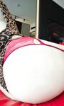 Hot 水蜜桃米米 热辣红