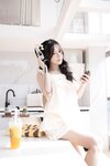 Hot 鱼子酱小邹菊写真