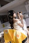 Hot 鱼子酱小邹菊写真