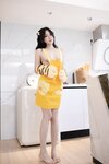 Hot 鱼子酱小邹菊写真