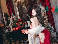 Hot 咬一口兔娘 兔兔的生日晚宴