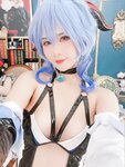 [Cosplay] Pyoncos - Ganyu Succubus