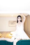 Hot 章芃芃 情趣白纱