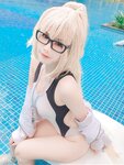 [Cosplay] Pyoncos - Jeanne d’Arc Swiming