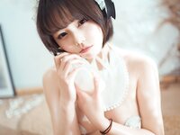 [Cosplay] Qiyuemiaozi 七月喵子 - Baby 巨婴