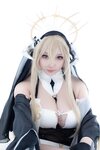 [Cosplay][Shooting Star’s] SAKU サク - Implacable