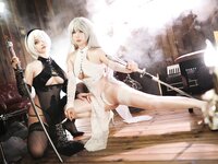 [Cosplay] Rongrongzi 小容仔咕咕咕w & Qian Yu 前羽 - 2B Double Cheongsam 尼尔2B双人旗袍