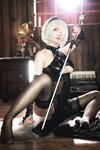 [Cosplay] Rongrongzi 小容仔咕咕咕w & Qian Yu 前羽 - 2B Double Cheongsam 尼尔2B双人旗袍