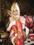 [Cosplay] Hu LiLi 湖里狸 - Christmas Artoria 圣诞阿尔托莉雅