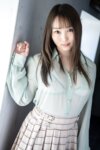 [Photobook] 桐谷なお オフィシャルヌード写真集 BON VOYAGE