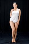 [Photobook] EMILY ヌードポーズ写真集 絶対的透け透けテカテカポーズブック[PRESTIGE]