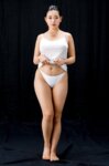 [Photobook] EMILY ヌードポーズ写真集 絶対的透け透けテカテカポーズブック[PRESTIGE]