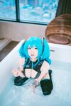 Maruemon (마루에몽) - Plug Me In Miku
