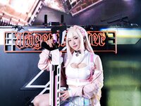 [Cosplay] Kuroi Anmitsu 黒井杏蜜 私 一緒