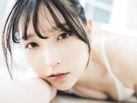 [Photobook] あまつまりな 完全限定写真集 The Queen (Wunder Publishing House)