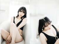 [Photobook] あまつまりな 完全限定写真集 The Queen (Wunder Publishing House)