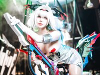 [Cosplay] 九言 交错战线 纳格陵