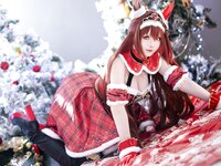 [Cosplay] 星之迟迟 - 2023年12月计划A 赛马娘-大和赤骥 圣诞衣装 [47P-330MB]