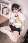 [Pure Media] Vol.276 Jelly (젤리) - Girl Trapped in a Rooftop Room
