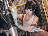 [Cosplay] 咬人小小兔 1月作品『机车修理工』 Shake it