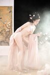 [Cosplay] Tao Nuan Jiang 桃暖酱 - Dreaming of colorful clothes 霓裳入梦