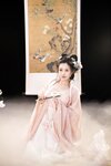 [Cosplay] Tao Nuan Jiang 桃暖酱 - Dreaming of colorful clothes 霓裳入梦