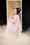 [Cosplay] Tao Nuan Jiang 桃暖酱 - Dreaming of colorful clothes 霓裳入梦