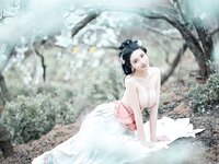 [Cosplay] 年年 - 三月榕 [51P-172MB]