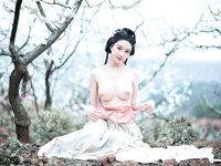 [Cosplay] 年年 - 三月榕 [51P-172MB]