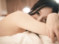 [Photobook] そのちゃん 写真集 やわらかな予感 (Wunder Publishing House)