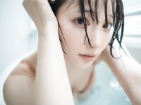 [Photobook] 天川星夏 写真集 みつめてほしい (wunder publishing house)