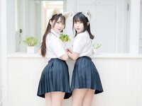 [Photobook] スカートを約100回めくれる本 vol.27 水那しおね 芽衣 (Wunder Psublishing House)