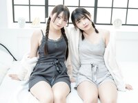 [Photobook] スカートを約100回めくれる本 vol.27 水那しおね 芽衣 (Wunder Psublishing House)