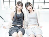 [Photobook] スカートを約100回めくれる本 vol.27 水那しおね 芽衣 (Wunder Psublishing House)