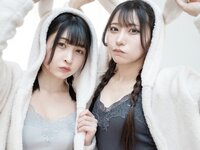 [Photobook] スカートを約100回めくれる本 vol.27 水那しおね 芽衣 (Wunder Psublishing House)