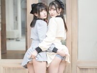 [Photobook] スカートを約100回めくれる本 vol.27 水那しおね 芽衣 (Wunder Psublishing House)