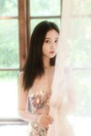 [Cosplay] 年年 – 亮片透明礼服 [57P-247MB]