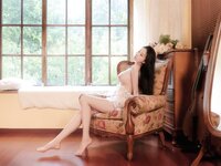 [Cosplay] 年年 – 亮片透明礼服 [57P-247MB]