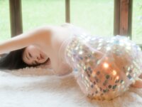 [Cosplay] 年年 – 亮片透明礼服 [57P-247MB]