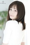 [Photobook] Rebeccaデジタル写真集 Momo 本田もも 桃色ファーストラブ