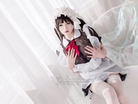 黏黏团子兔 (咬人小小兔) NO.028 咬一口兔娘 黑白女仆 [58P-438MB]