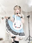 [Cosplay] Kururu Kurasaka 倉坂くるる - Kururun in Wonderland 不思議の国のくるるん