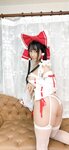 [Cosplay] Lenfried - New Year's sleeves only Reimu! First dream set 新春袖だけ霊夢！初夢セット
