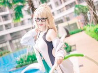 [Cosplay] Pyon Jeanne d Arc Swiming
