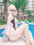 [Cosplay] Pyon Jeanne d Arc Swiming