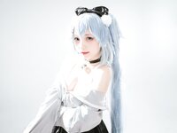 [Cosplay] 花铃 芙洛伦 药心巧克力
