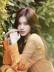 [Photobook] 2021.04.09 TWICE Sana 1st Photobook 「Yes, I am Sana.」
